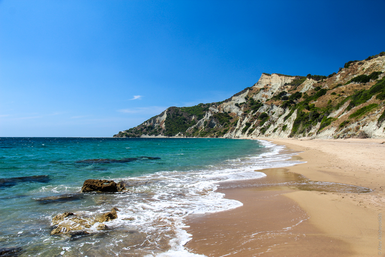 arcoudilas-beach-korfu.jpg